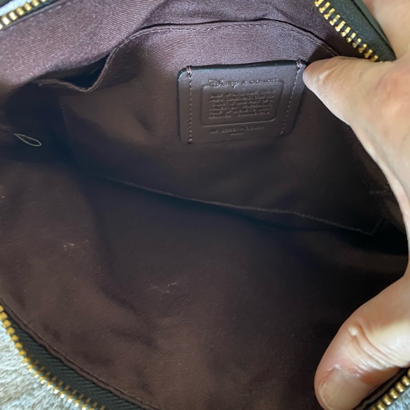 Coach x Disney Rowan file crossbody leather Shoulder Bag with Evil Queen Design - Picture 15 of 15